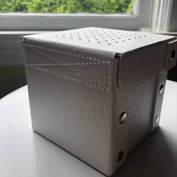 DIESEL Watch Box White Leather Box Faux Snap Closure Pillow Inside For Watch - Picture 7 of 12